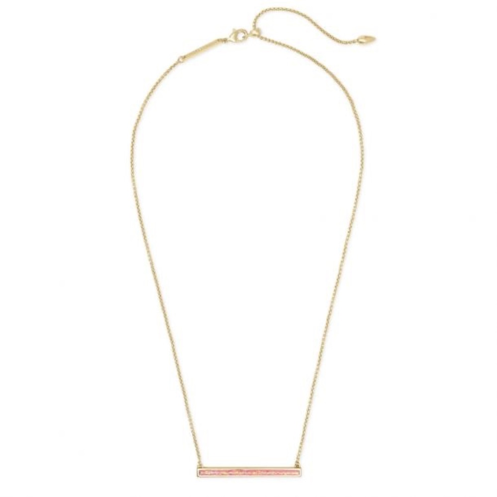Kendra Scott Kelsey Bar Pendant Necklace in Coral Kyocera Simulated Opal